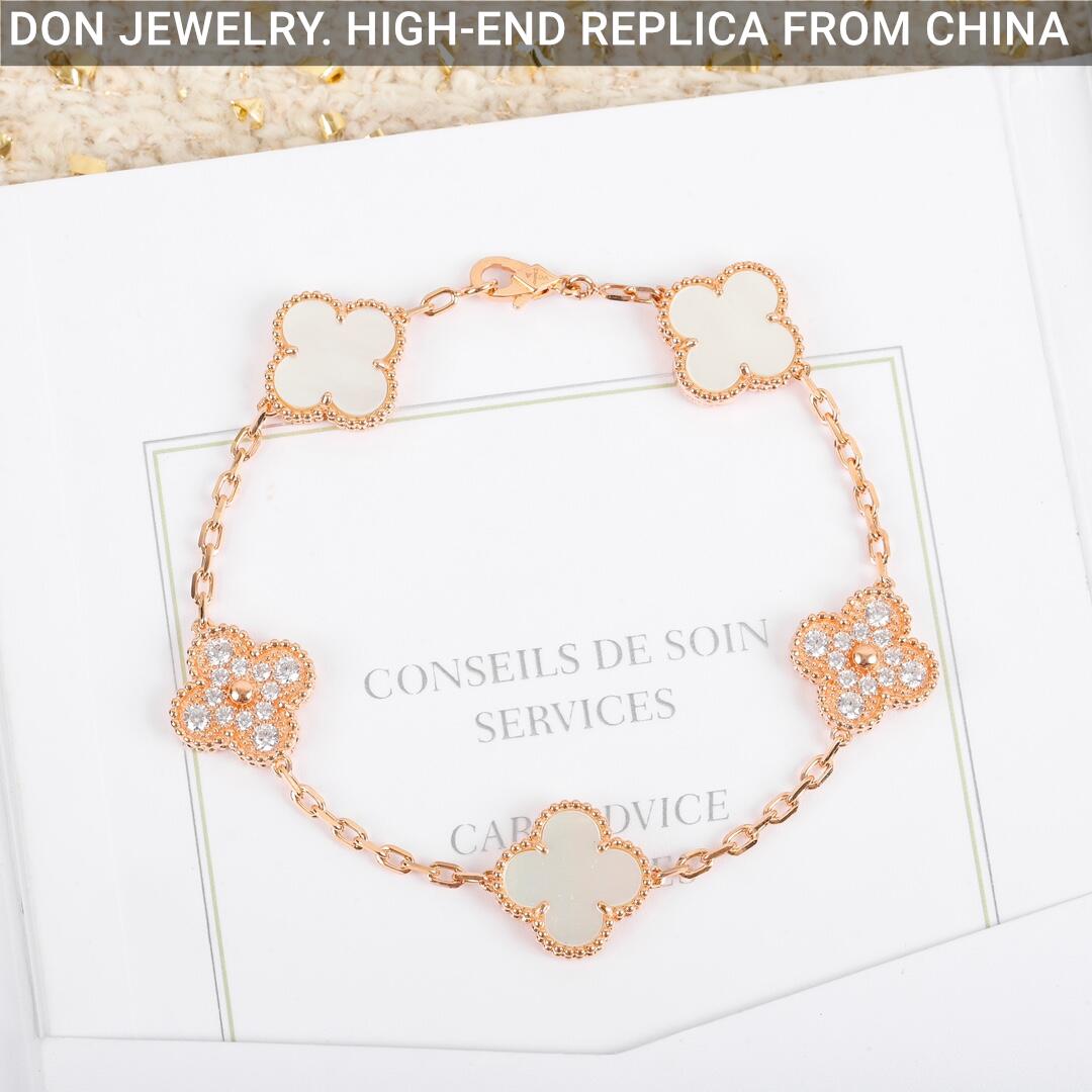 Van Cleef & Arpels Vintage Alhambra bracelet, 5 motifs