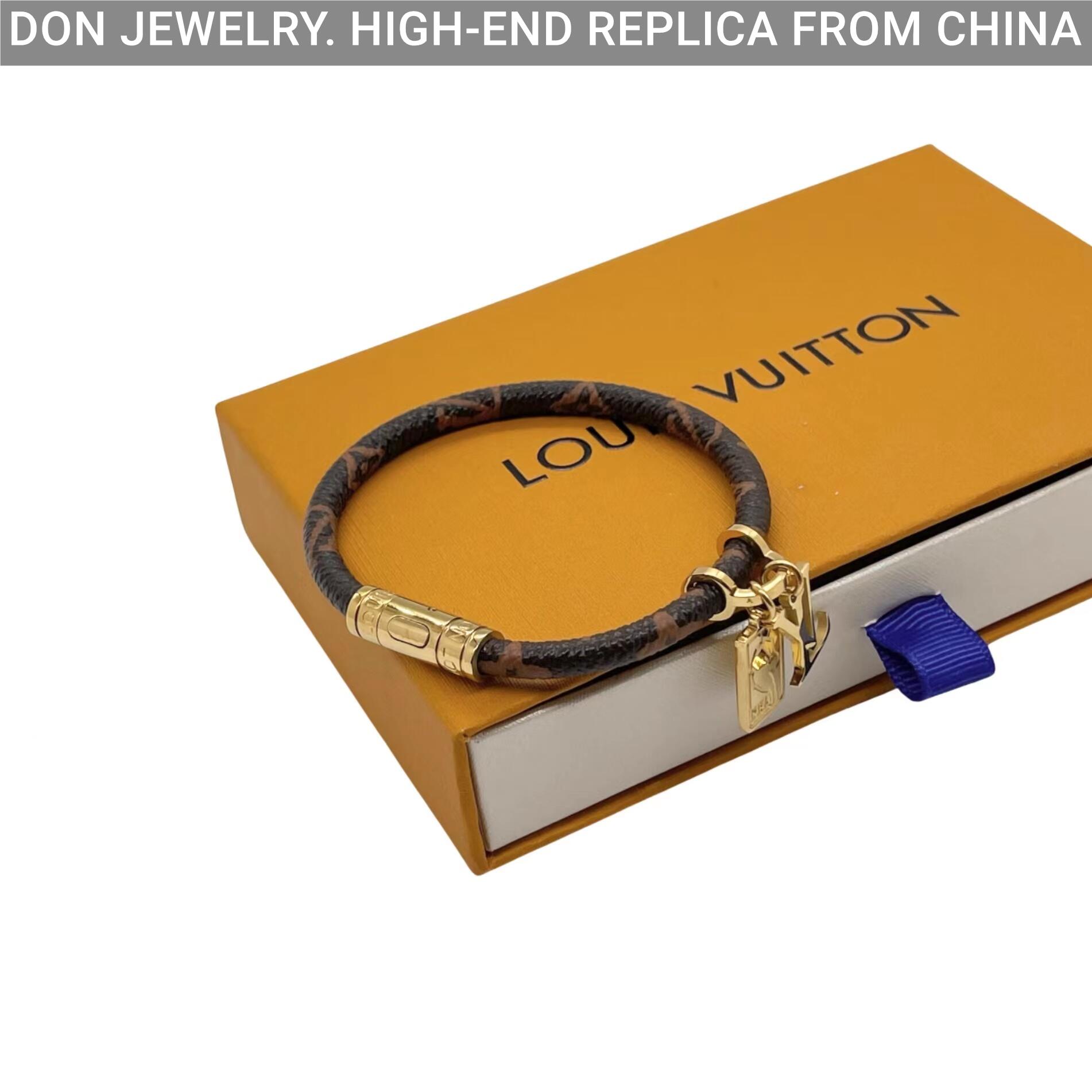 LOUIS VUITTON Keep it NBA Charm bracelet